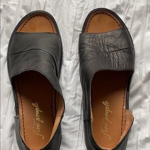 Free People sandles